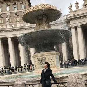 Meet your Posher, Gina